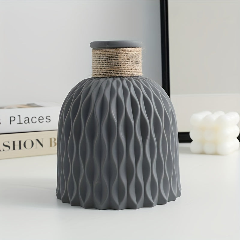 Plastic Vaas – Geometrisch Ontwerp