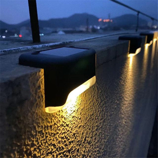 LED Lampen – Sfeervolle Tuinverlichting op Zonne-energie, perfect voor trap of schutting