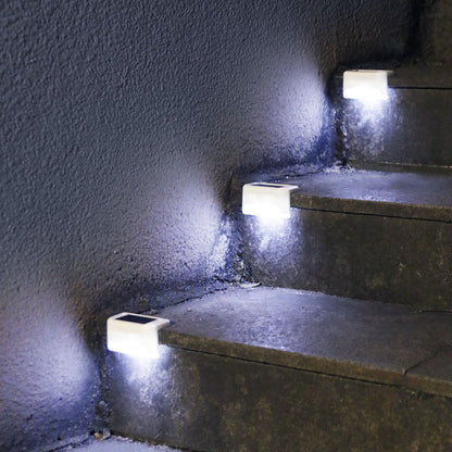 LED Lampen – Sfeervolle Tuinverlichting op Zonne-energie, perfect voor trap of schutting